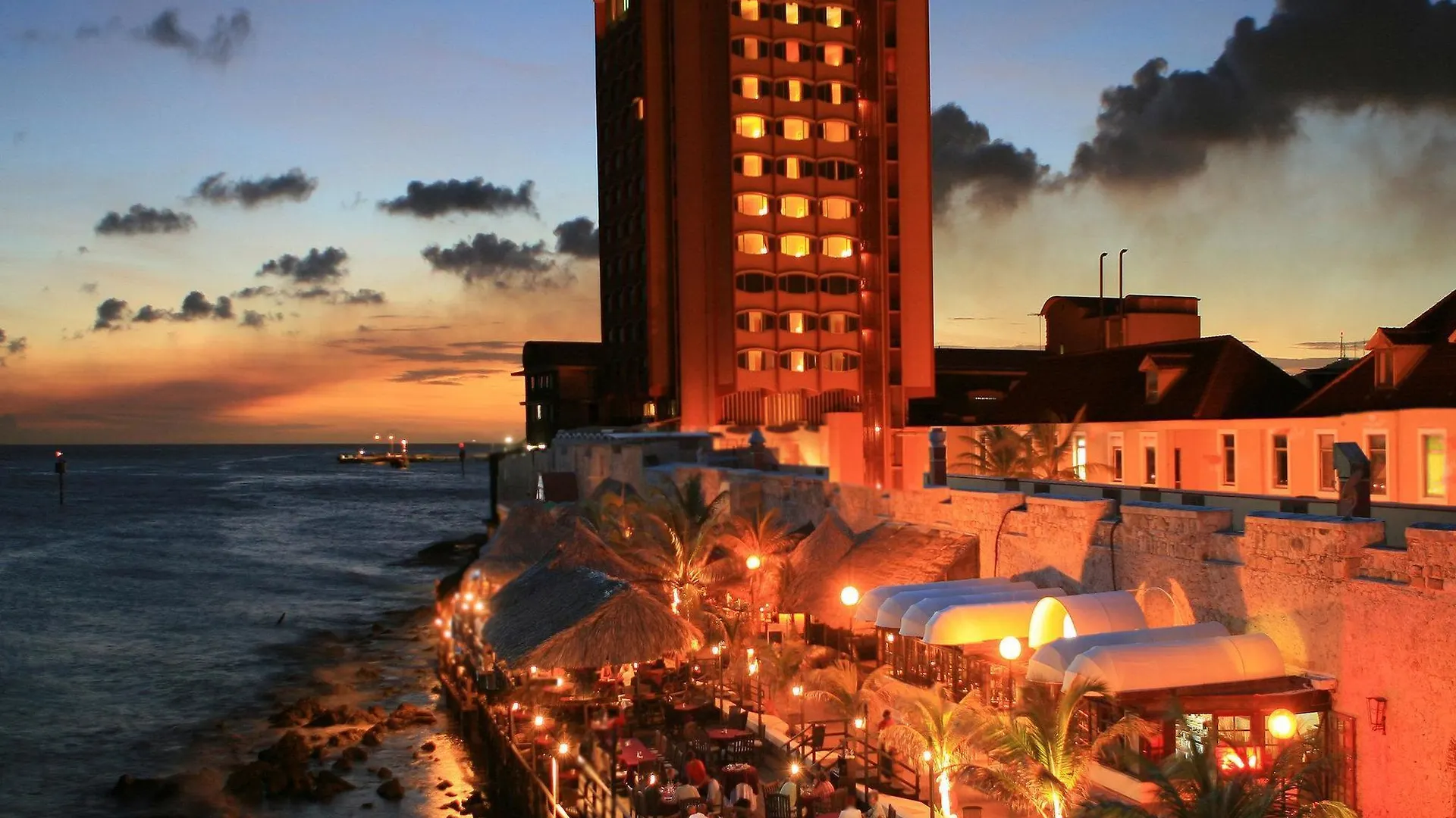 Plaza Hotel Curacao & Casino Willemstad 3*,