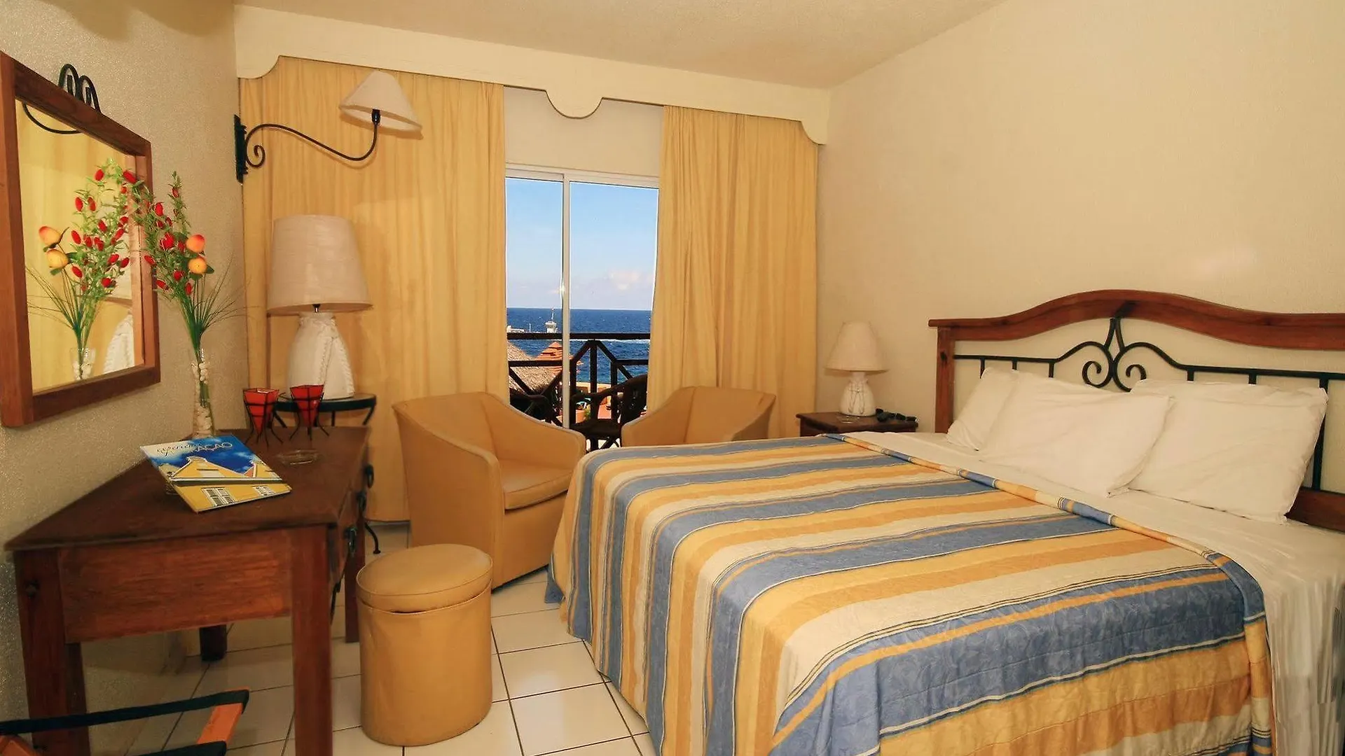***  Plaza Hotel Curacao & Casino Willemstad Curacao